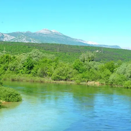 Manuela Villa Hrvace