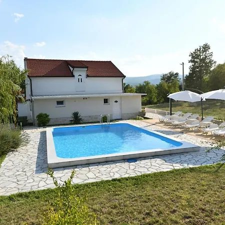 Villa Manuela Hrvace