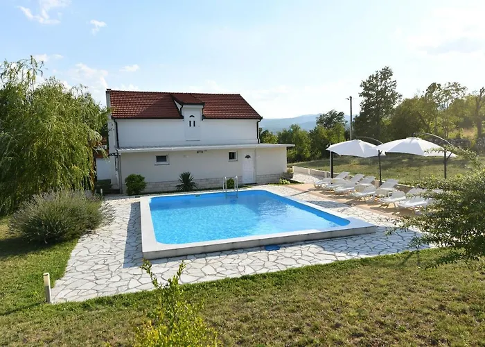 Villa Manuela Hrvace
